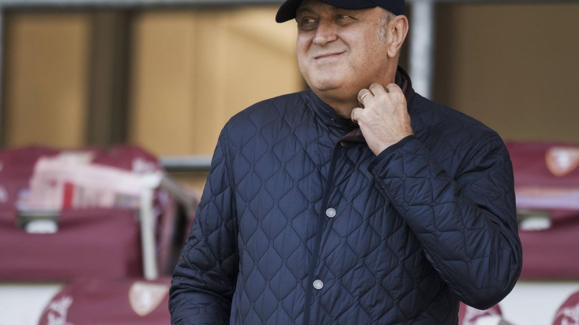 Daniel Bîrligea în tricoul FCSB pe teren, pregătit pentru un posibil transfer Serie A ca atacant FCSB urmărit de Genoa și Como | sursa foto: Gazeta Sporturilor