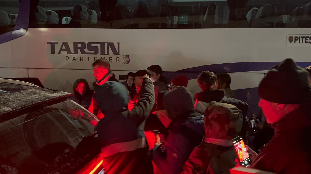 Florin Tănase n-a plecat cu autocarul echipei de la Mioveni!