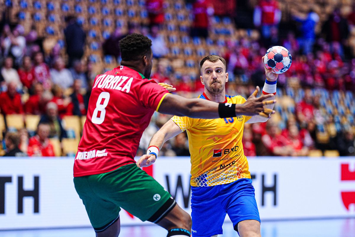 După debutul nefericit la Euro 2026, selecționerul Buricea a insistat pe un aspect: „Din acel moment, România va deveni o echipă foarte bună!”