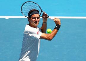 La 44 de ani, Roger Federer a revenit pe arena Rod Laver și l-a învins pe numărul 13 mondial: „Sunt foarte fericit de cum lovesc mingea”