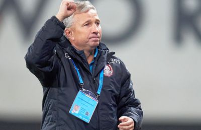 DINAMO - FCSB // Dan Petrescu i-a uimit pe toți! A anunțat ce face în timpul derby-ului: „Nu mă uit la meci”