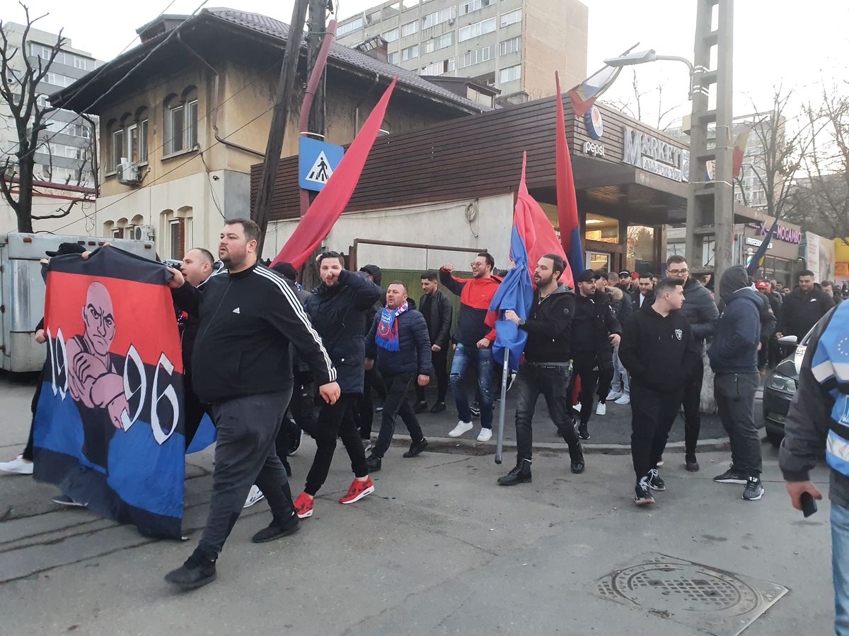 DINAMO - FCSB // FOTO Galeria roș-albastră a ajuns la Arena Națională! Câte bilete s-au vândut până acum la Derby de România