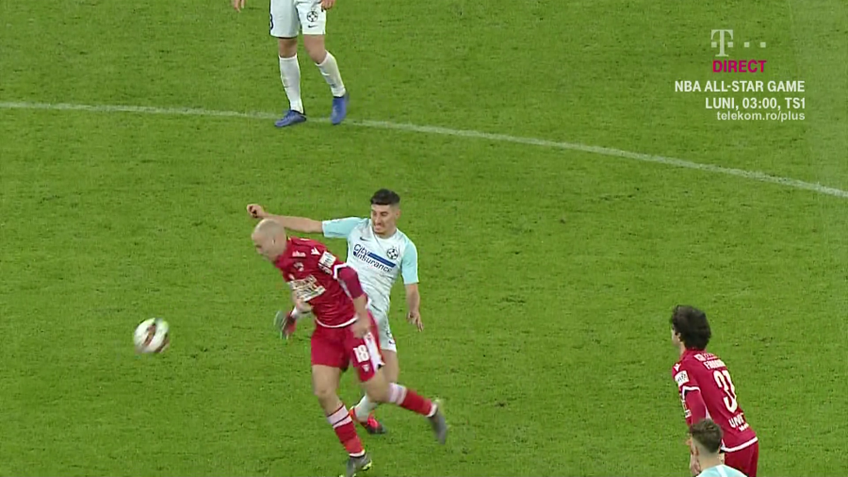 DINAMO - FCSB 2-1 // GALERIE FOTO Moment ȘOCANT pe Arena Națională: Perovic a căzut inert pe gazon! UPDATE: Starea jucătorului este stabilă