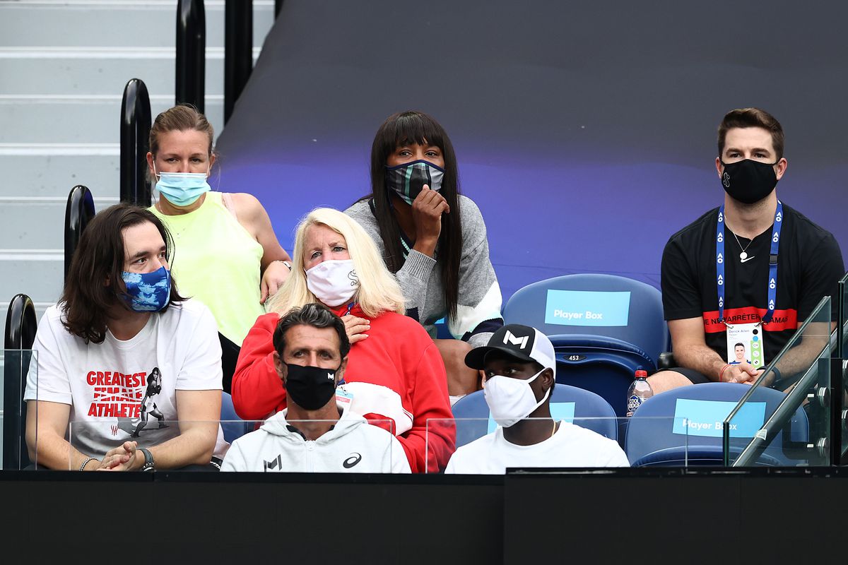 FOTO Mesaj manifest al apropiaților Serenei Williams! Ce scria pe tricourile purtate la meciul cu Simona Halep