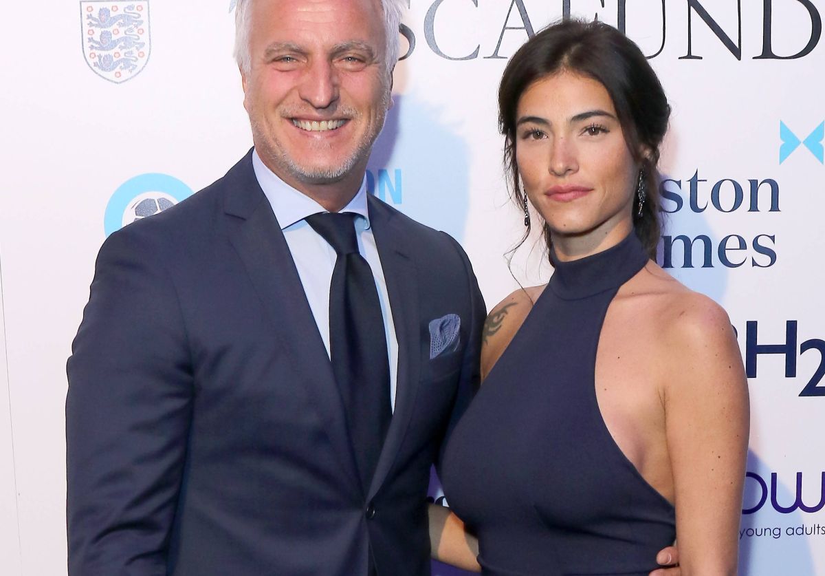 „E iubita mea, ne-am întâlnit în ziua în care am murit”. Povestea șocantă a celebrului David Ginola, resuscitat 8 minute pe teren