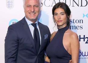 „Am fost mort 8 minute”. David Ginola, mărturie zguduitoare despre infarctul suferit pe teren: „Medicul a zis că nu mai folosește defibrilatorul, dar prietenii mei au insistat”