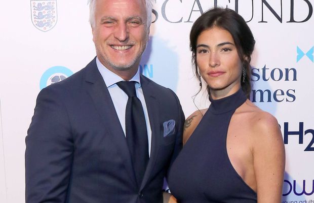 „E iubita mea, ne-am întâlnit în ziua în care am murit”. Povestea șocantă a celebrului David Ginola, resuscitat 8 minute pe teren