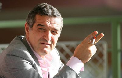 FCSB, sabotată de FRF?! Suspiciuni în studioul GSP: „Federația e deranjată! Ar suna ca dracu' să câștige titlul echipa fără antrenor și cu un patron care conduce despotic sportiv!”