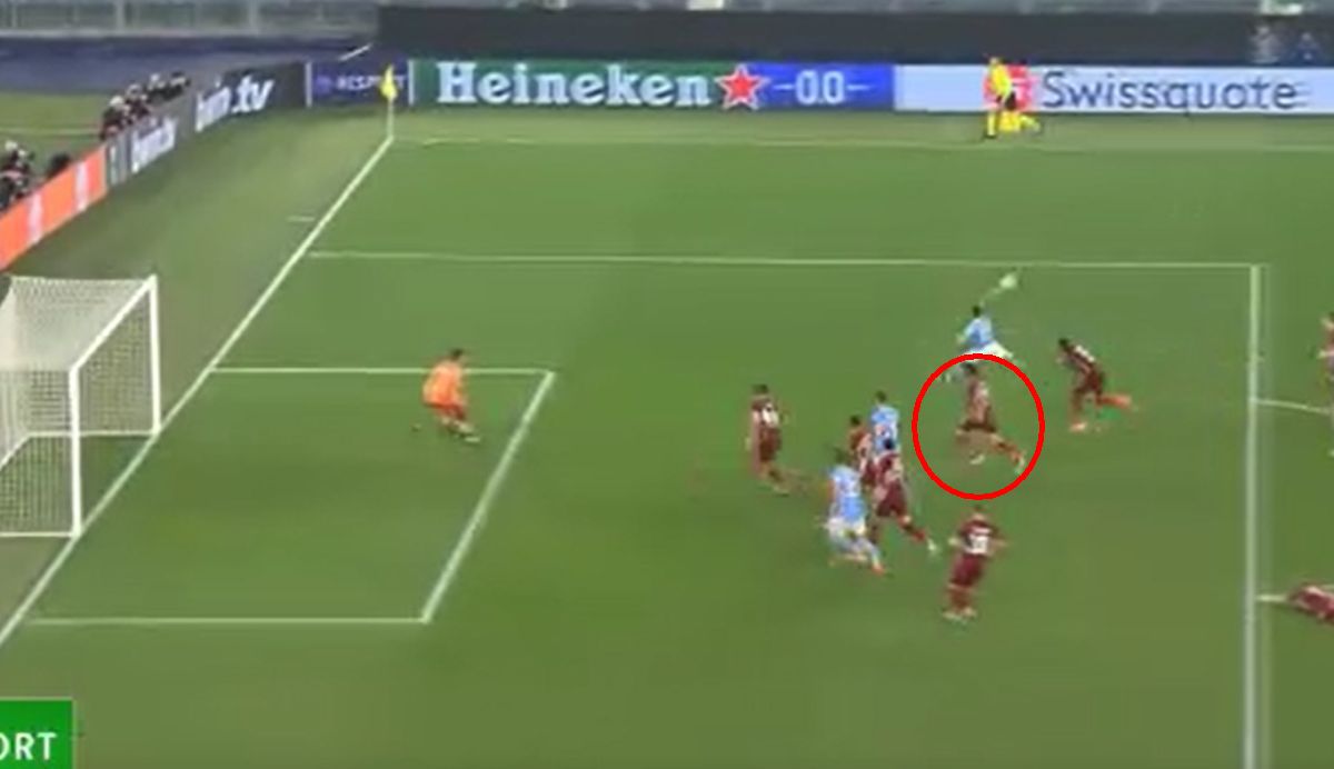 Din fază fixă, Dane?! Cine e jucătorul care l-a „trădat” pe Petrescu la golul lui Lazio