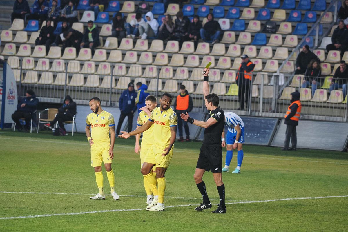 Fault Paul Papp în Petrolul - Poli Iași