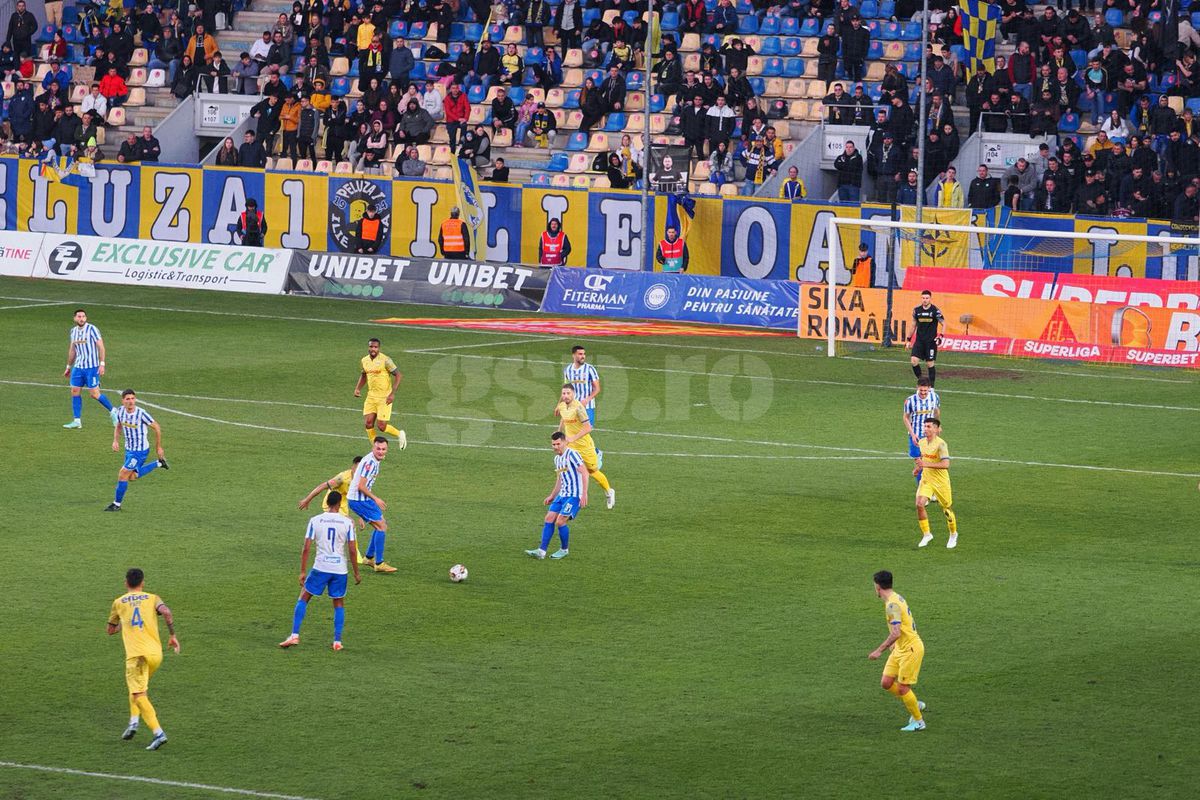 Leo Grozavu a răbufnit la conferință după Petrolul - Poli Iași: „Arbitraj ca pe timpuri la liga a treia”