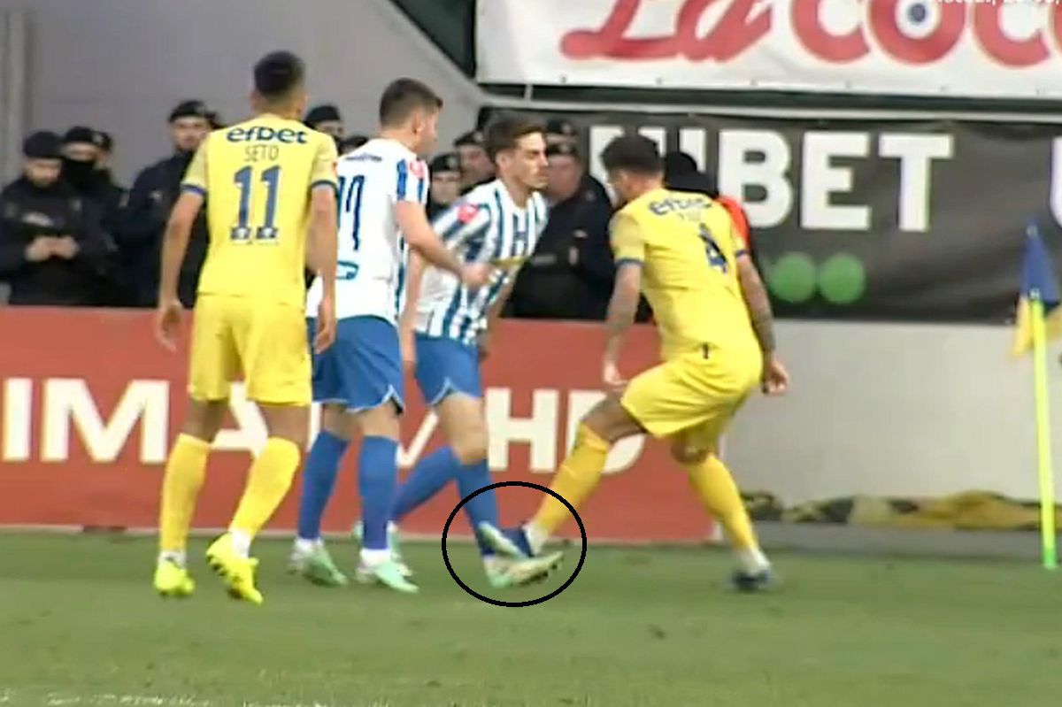 Papp a comis un fault violent, dar s-a ales doar cu „galben” » Victima s-a încăpățânat să continue, apoi a deschis scorul!