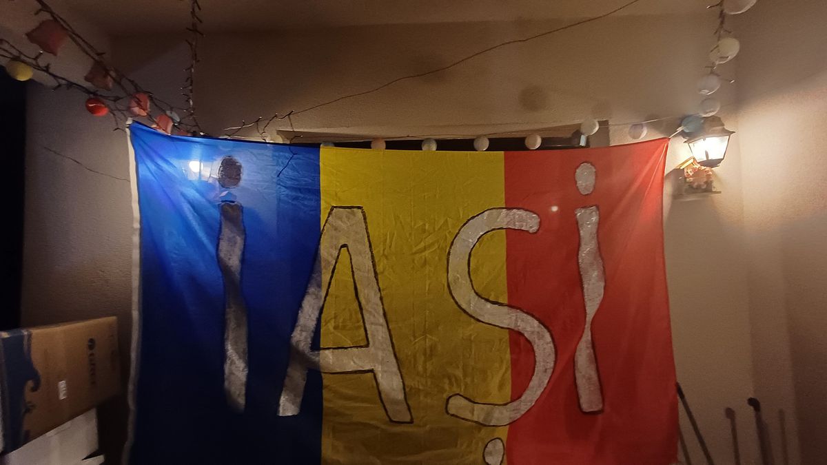 Impresionant! Un puști de 14 ani și tatăl său au venit special cu trenul de la Iași pentru meciul cu Petrolul: „Cum e să fii suporter...”