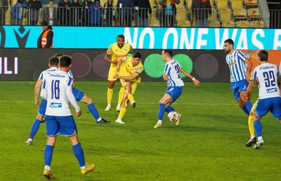 Petrolul dă lovitura în ultimul minut cu Poli Iași și simte gustul victoriei după 3 etape! Clasamentul acum + notele GSP