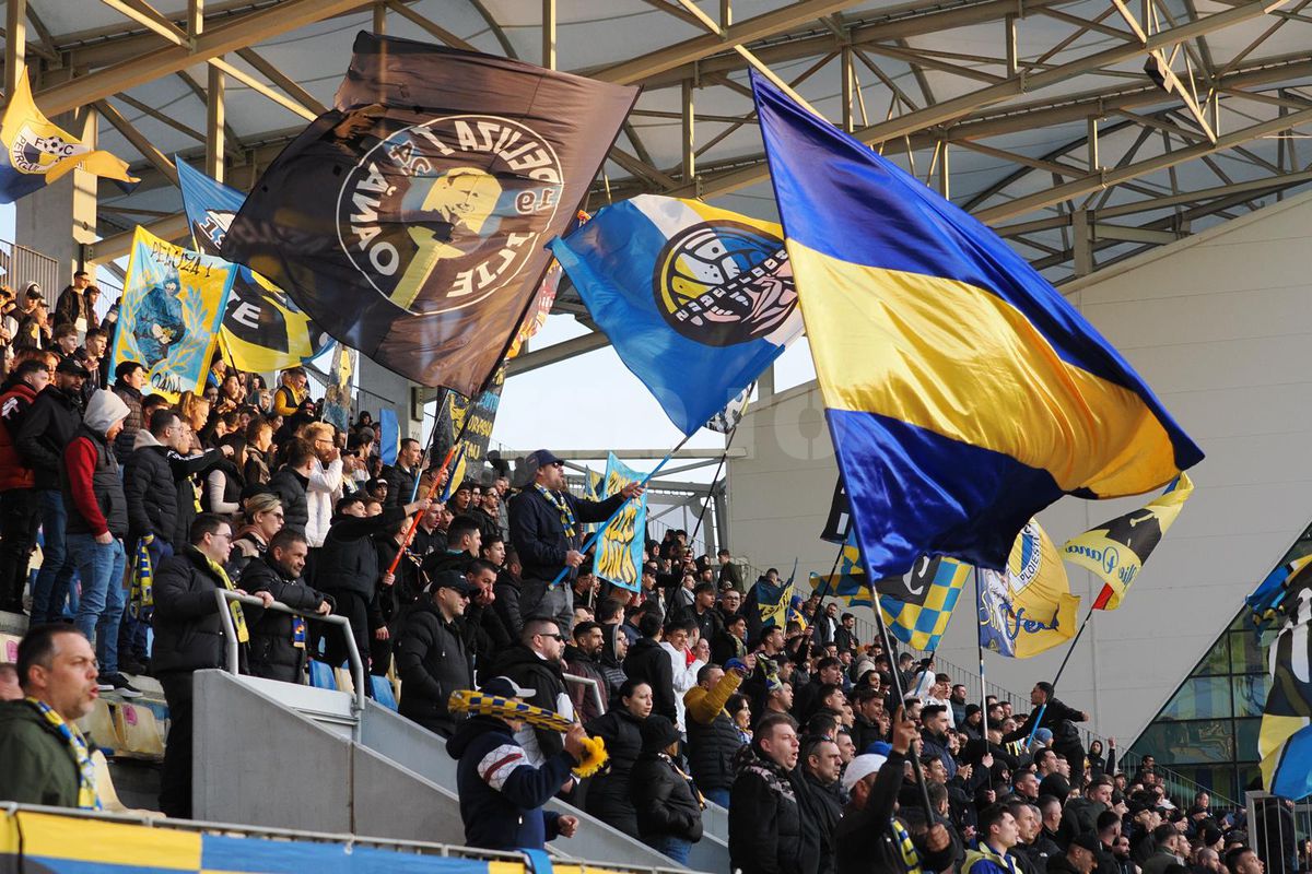 Leo Grozavu a răbufnit la conferință după Petrolul - Poli Iași: „Arbitraj ca pe timpuri la liga a treia”