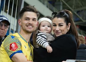 Altfel de știri de la Petrolul - Poli Iași 2-1 » Grădinița de acasă, arbitrii, „refacere” cu tobă și slănină + Andreea Hanca s-a accidentat