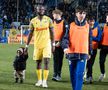 Petrolul - Poli Iași 2-1. Jucătorii au petrecut cu copiii FOTO Ionuț Iordache