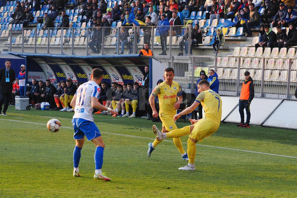 Veteranul de la Poli Iași, acuzații după 1-2 cu Petrolul: „Toți o vor pe Dinamo și dau în noi!”
