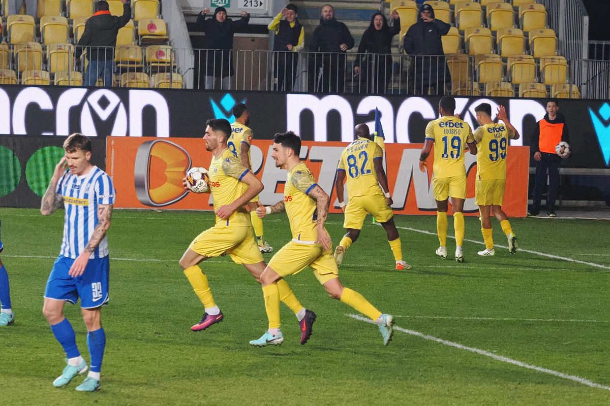 Răspuns pentru fanii Petrolului care au făcut scandal: „Și Real, și Barcelona, care sunt cele mai bune echipe din lume, joacă slab”