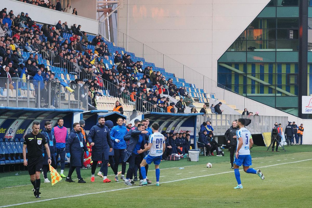 A răbufnit în studio după ce a văzut faza din Superligă: „Bă, se întâmplă lucruri! Nici pe vremea lui Ceaușescu nu era așa”