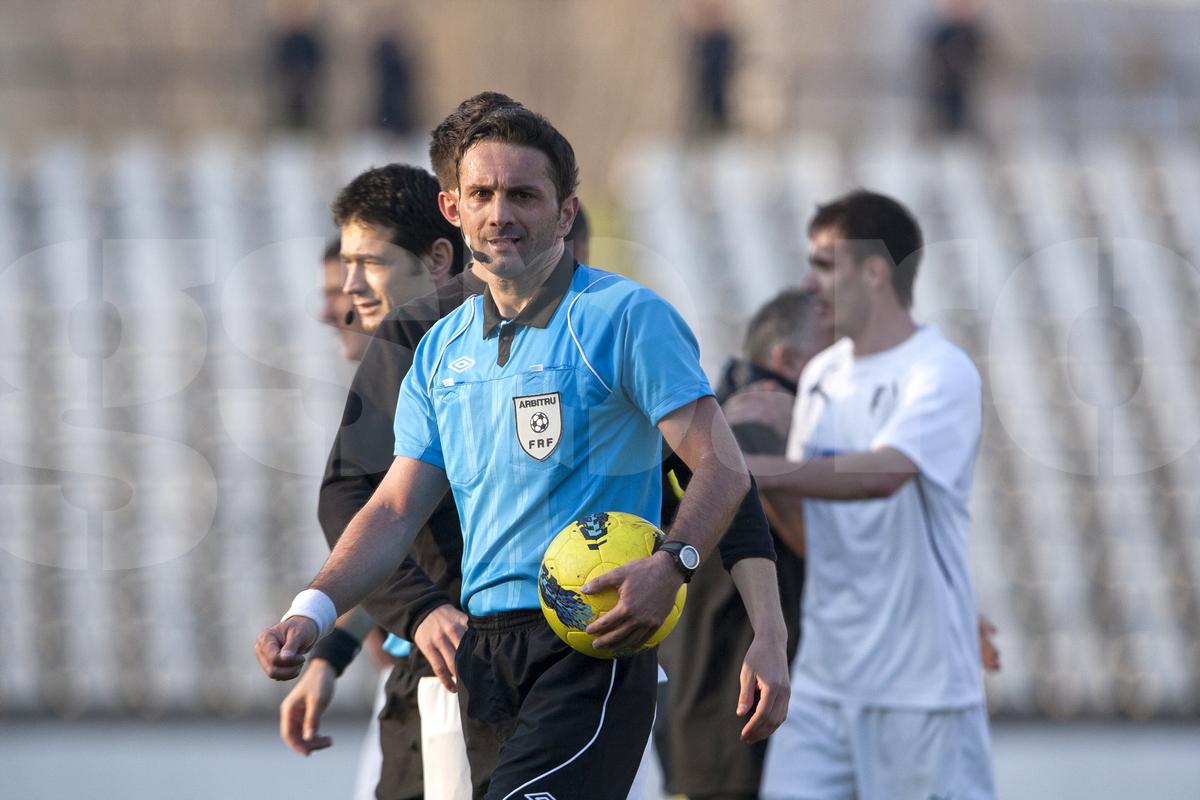 S-a retras Sebastian Colțescu, arbitrul numărul 1 all-time în Superliga: „Libertatea și demnitatea nu trebuie pierdute niciodată în viață”