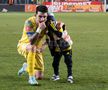 Petrolul - Poli Iași 2-1. Jucătorii au petrecut cu copiii FOTO Ionuț Iordache