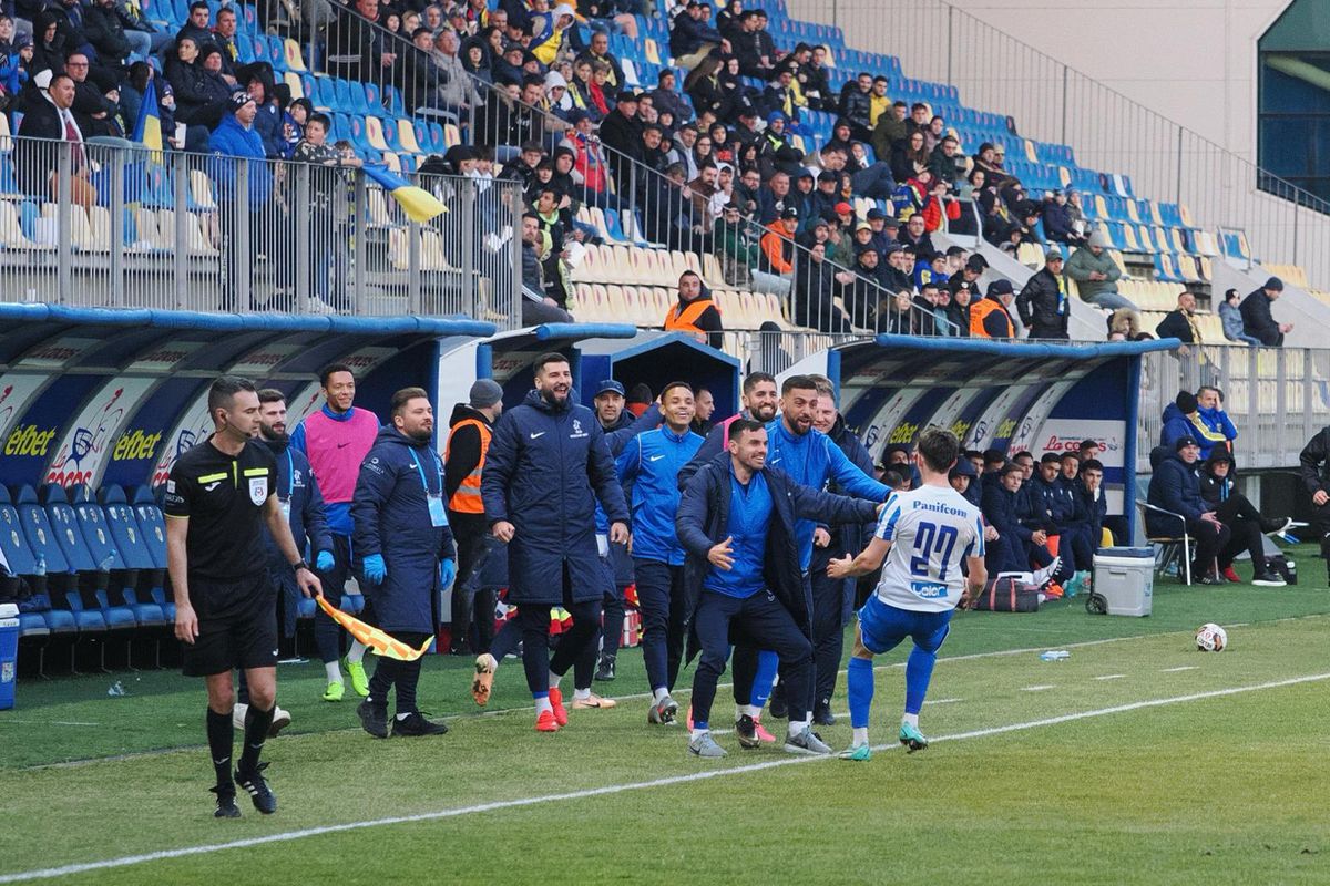 Fault Paul Papp în Petrolul - Poli Iași