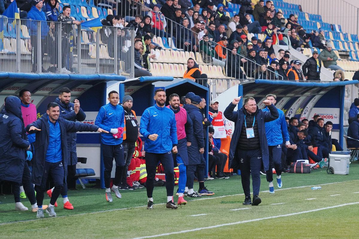 A răbufnit în studio după ce a văzut faza din Superligă: „Bă, se întâmplă lucruri! Nici pe vremea lui Ceaușescu nu era așa”