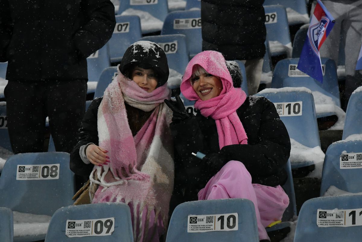 Gloria Buzău - FCSB, disputat pe ninsoare, foto: Cristi Preda / GSP // 16.02.2025