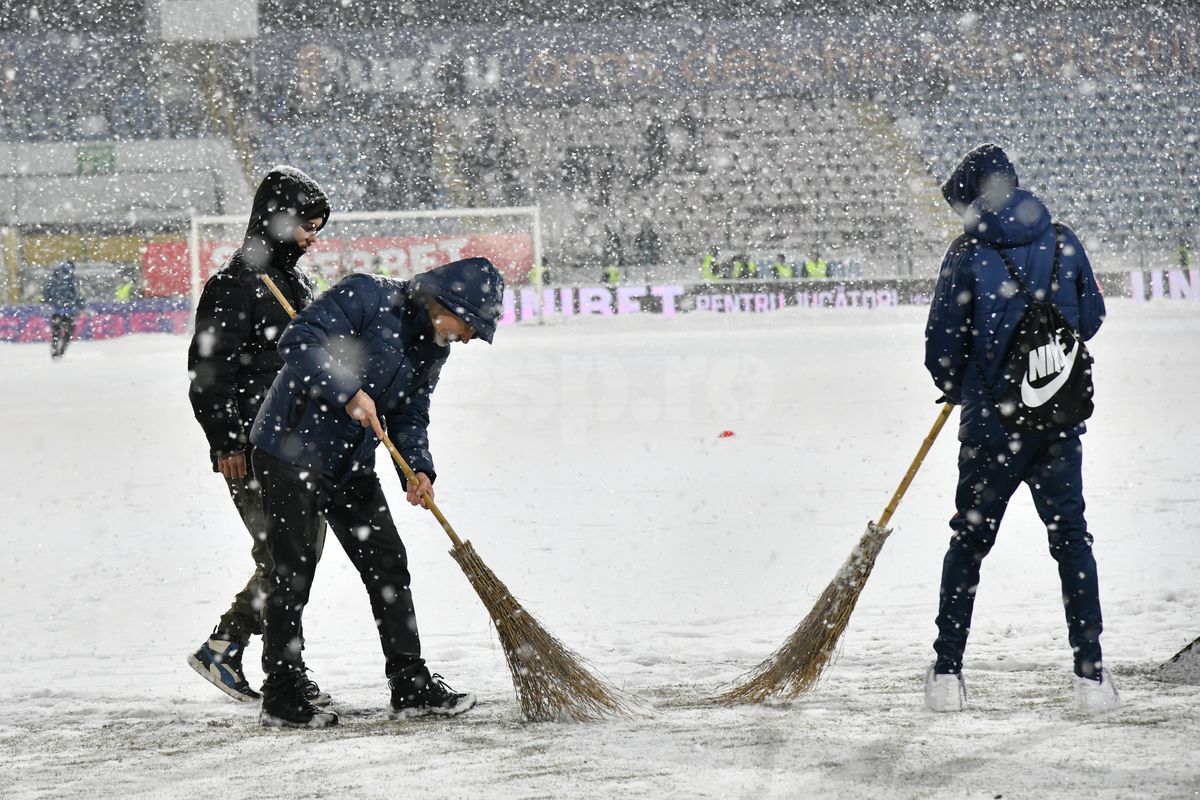Cel mai aclamat fotbalist de la FCSB în nămeții de la Buzău » Apelul crainicului: „Să îl aplaudăm!”