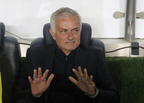 Jose Mourinho nu renunță la titlu » Fenerbahce a câștigat cu Kasimpasa și s-a apropiat de liderul Galatasaray