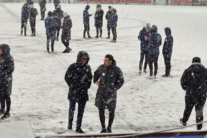 Și fotbaliștii au filmat zăpada din Crâng! Imagini senzaționale, înainte de Gloria Buzău - FCSB