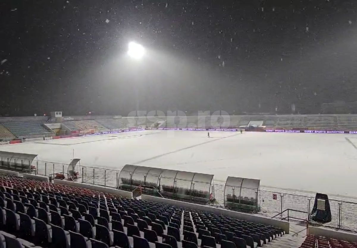 Imagini cu zăpada de la Buzău, înaintea meciului Gloria - FCSB