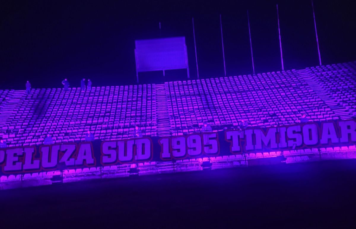 Emoții de toate felurile la Timișoara » Ultimul eveniment pe „Dan Păltinișanu”, suporterii și-au luat rămas bun de la „Monumentalul” violet