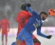 Gele în Gloria Buzău - FCSB, disputat pe ninsoare, foto: Cristi Preda / GSP // 16.02.2025