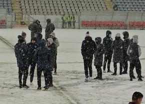 Cel mai aclamat fotbalist de la FCSB în nămeții de la Buzău » Apelul crainicului: „Să îl aplaudăm!”
