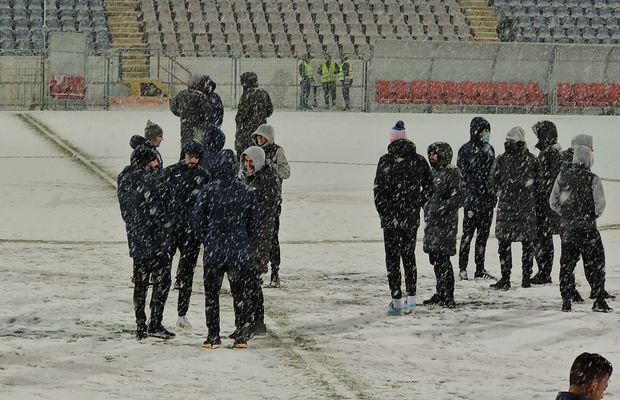 Cel mai aclamat fotbalist de la FCSB în nămeții de la Buzău » Apelul crainicului: „Să îl aplaudăm!”