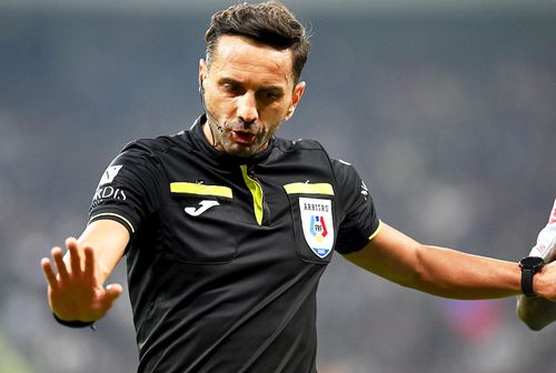 Sebastian Colțescu a fost puternic contestat după Petrolul - UTA 0-1 // foto: Imago Images