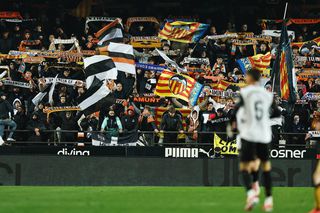 Incident șocant în La Liga: fanii Valenciei au atacat persoane cu dizabilități care susțineau Villarreal