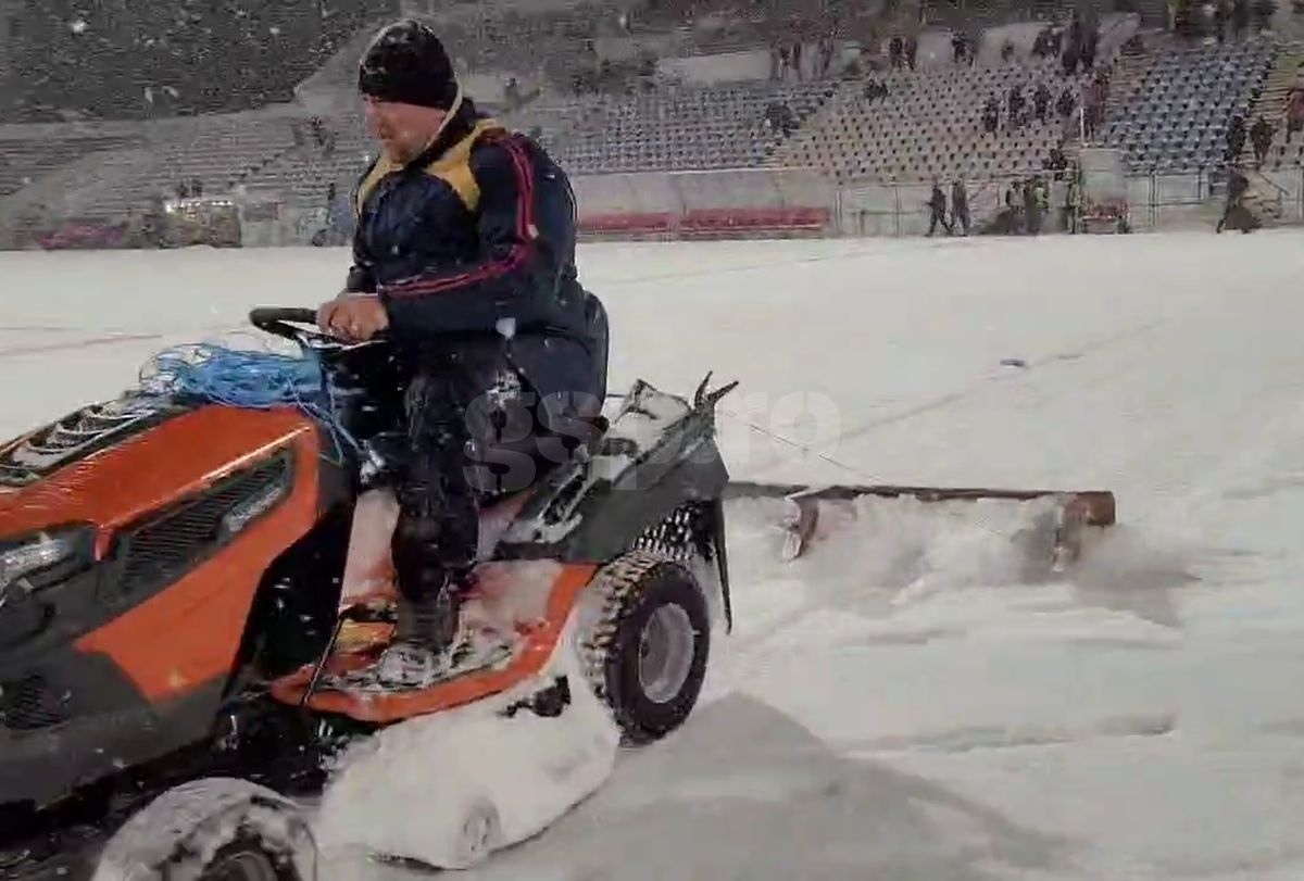 Imagini cu zăpada de la Buzău, înaintea meciului Gloria - FCSB