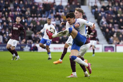 Ianis Hagi în acțiune contra lui Hearts / Foto: Imago