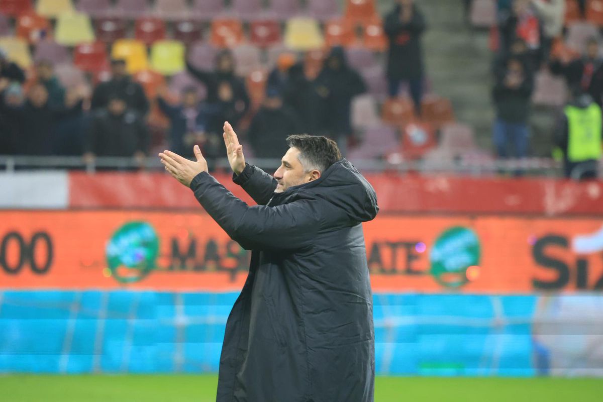 Cu gândul la Rapid și gestul pentru Claudiu Niculescu » Ce s-a întâmplat pe gazon, imediat după ce Dinamo s-a calificat matematic în play-off