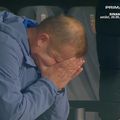 Imaginile tristeții! Cum a fost surprins Dorinel Munteanu la finalul partidei dintre Hermannstadt și CFR Cluj // FOTO: captură Prima Sport