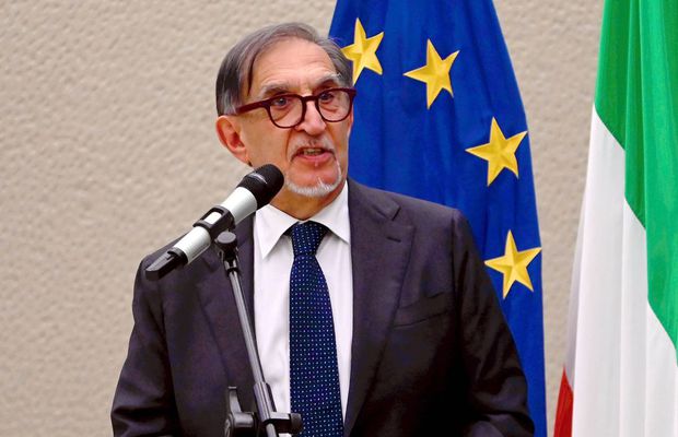 Al doilea om în stat îl apără pe Chivu: „Ce voiați, să dea vina pe propriul jucător?!”