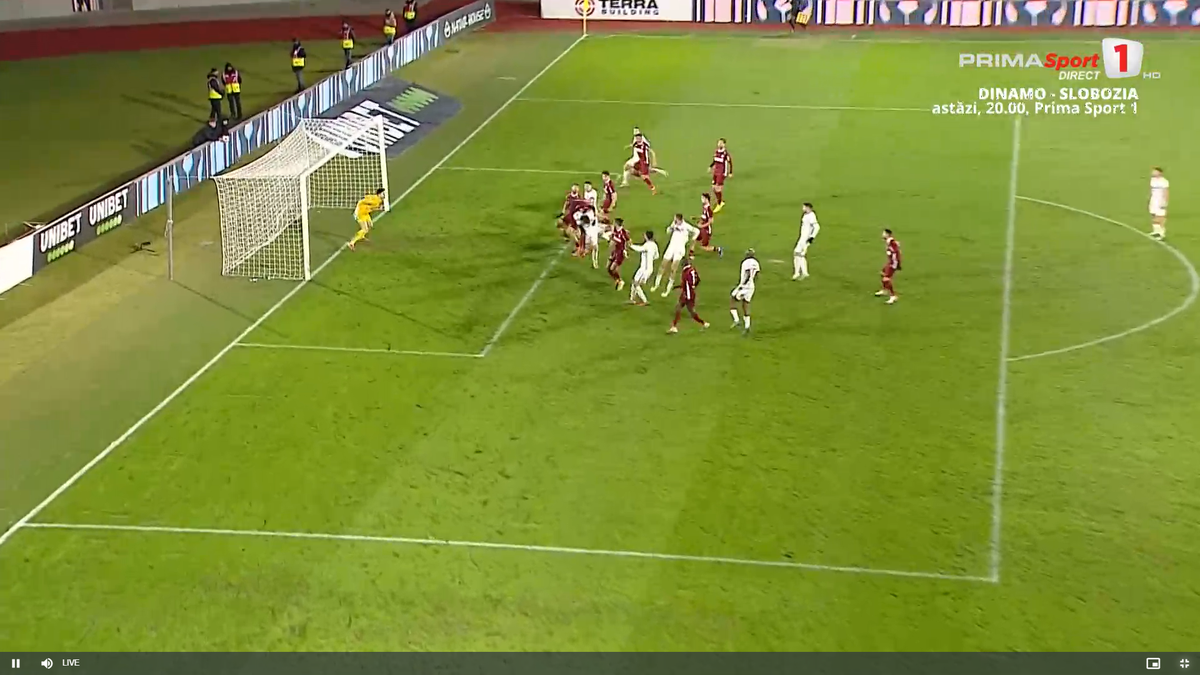 Andrei Chivulete anulează penalty-ul dictat pentru Hermannstadt // foto: capturi Prima Sport