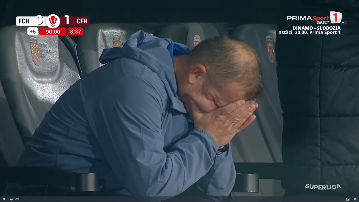 La PĂMÂNT! Cum a fost surprins Dorinel Munteanu la finalul meciului Hermannstadt - CFR Cluj