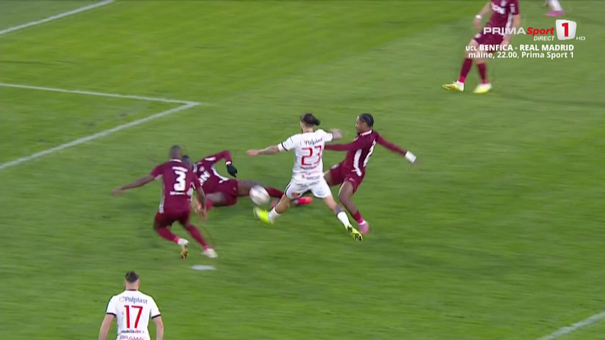 Penalty ratat în Hermannstadt - CFR Cluj. Foto: captură Prima Sport 1