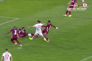 VAR a intervenit de DOUĂ ori la aceeași fază în Hermannstadt - CFR Cluj » Andrei Chivulete, pus în încurcătură