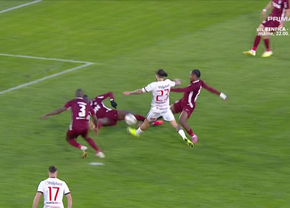 VAR a intervenit de DOUĂ ori la aceeași fază în Hermannstadt - CFR Cluj » Andrei Chivulete, întors la ultima fază a meciului într-un moment-cheie