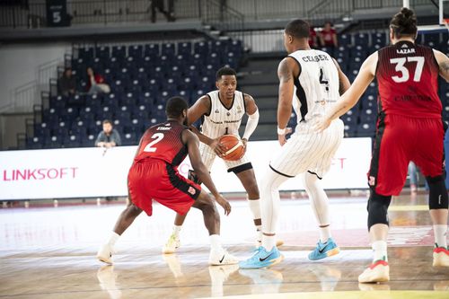 U-BT Cluj-Napoca - CS Dinamo București, prima semifinală a Cupei României, ediția 2026/Foto: CSM Oradea